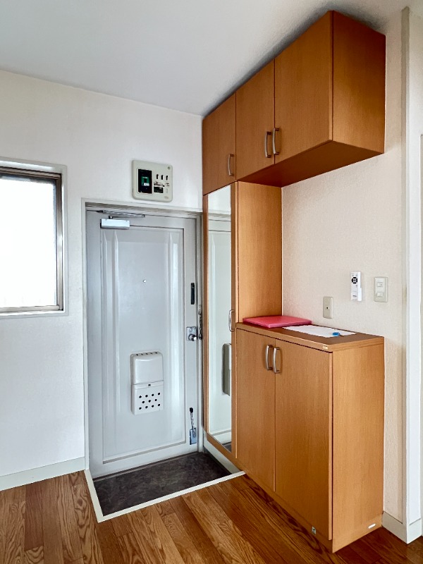 ��ʌ�����s������R���ڂ̃A�p�[�g�̌���