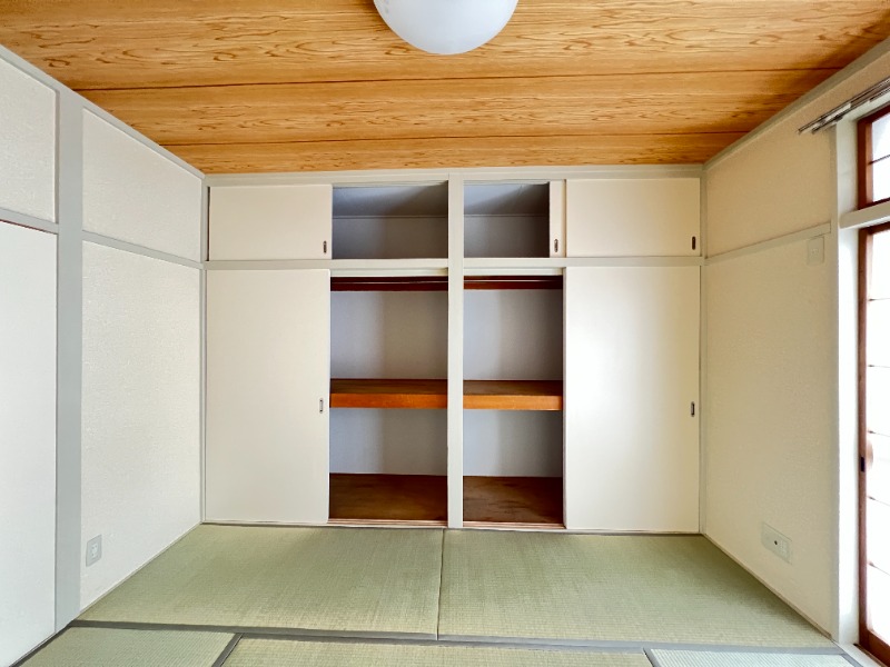 ��ʌ�����s������R���ڂ̃A�p�[�g�̎��[