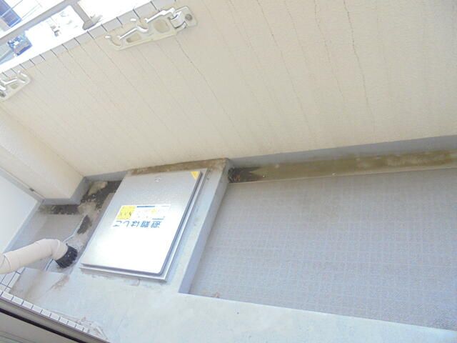 ��ʌ�����s������Q���ڂ̃}���V�����̃o���R�j�[