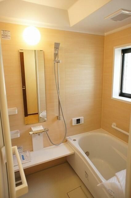 ��ʌ��������܎s�Y�a��k�Y�a�P���ڂ̃A�p�[�g�̃o�X