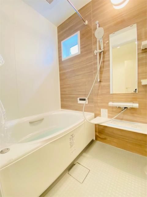 ��ʌ��z�J�s���z�J�P���ڂ̃A�p�[�g�̃o�X