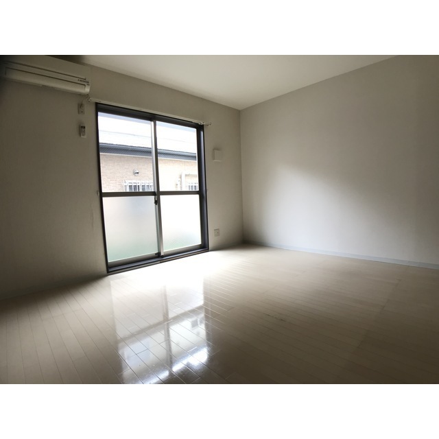 ��ʌ��������܎s��΋�{���U���ڂ̃A�p�[�g�̋��ԁE���r���O