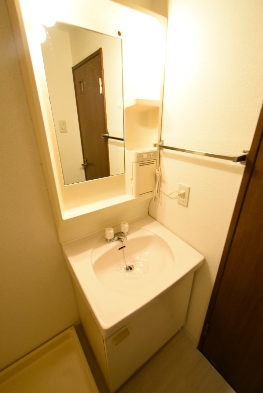 ��ʌ�����s�˒˂R���ڂ̃}���V�����̐��ʏ�