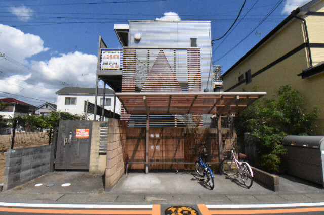 ��ʌ��������܎s��΋�{���U���ڂ̃A�p�[�g�̌����O��