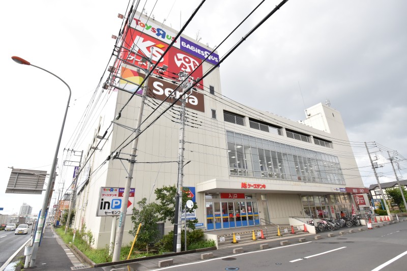 ��ʌ������s���h�P���ڂ̃}���V�����̎���