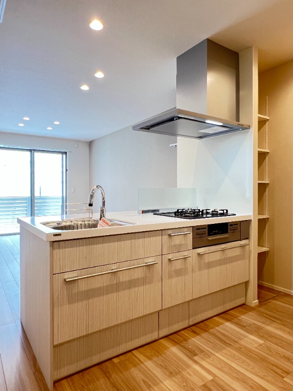 ��ʌ��������܎s�΋��Ԗ؂R���ڂ̃}���V�����̃L�b�`��