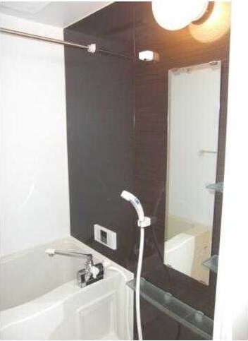 ��ʌ��z�J�s�o�˒��̃A�p�[�g�̃o�X