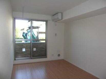 ��ʌ��z�J�s�o�˒��̃A�p�[�g�̂��̑������E�X�y�[�X