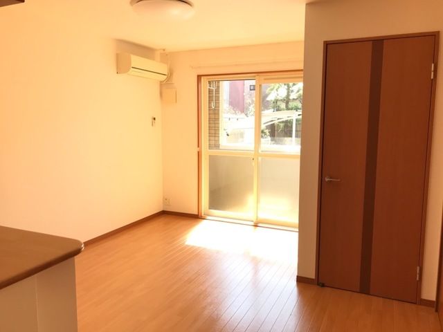 ��ʌ��@�c�s�������̃A�p�[�g�̋��ԁE���r���O