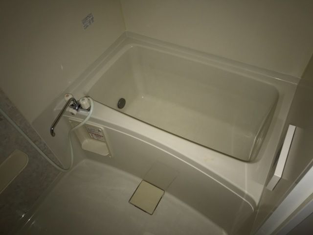 ��ʌ��@�c�s�������̃A�p�[�g�̃o�X