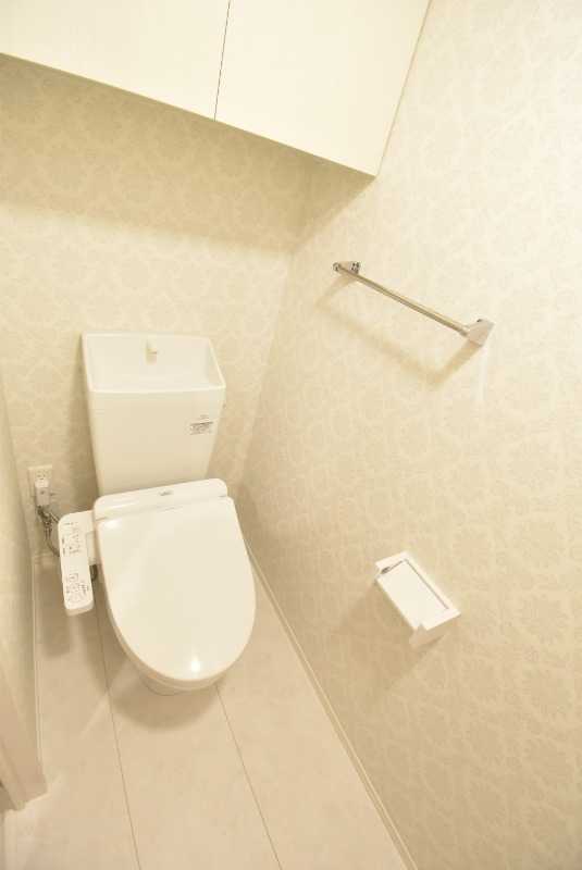 ��ʌ��������܎s�k����i���Q���ڂ̃A�p�[�g�̃g�C��