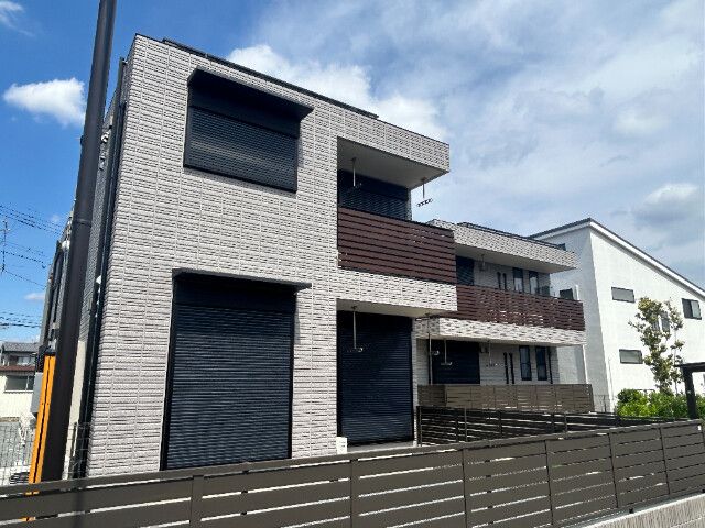 �Q�n������s�q��쒬1143-1�̃}���V�����̌����O��