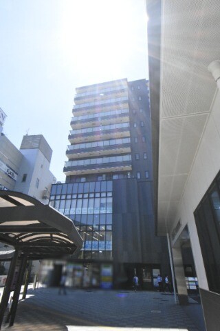 ��ʌ��������܎s��΋�{���P����1-2�̃}���V�����̌����O��