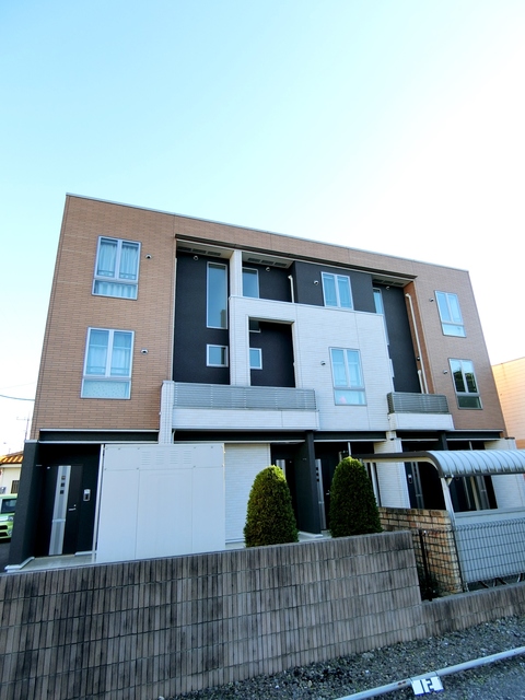 ��ʌ�����s�ܔԒ�22-2�̃A�p�[�g�̌����O��