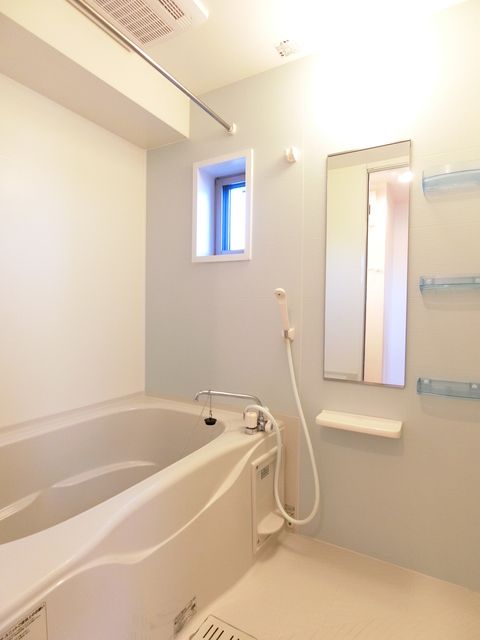 ��ʌ�����s�ܔԒ��̃A�p�[�g�̃o�X