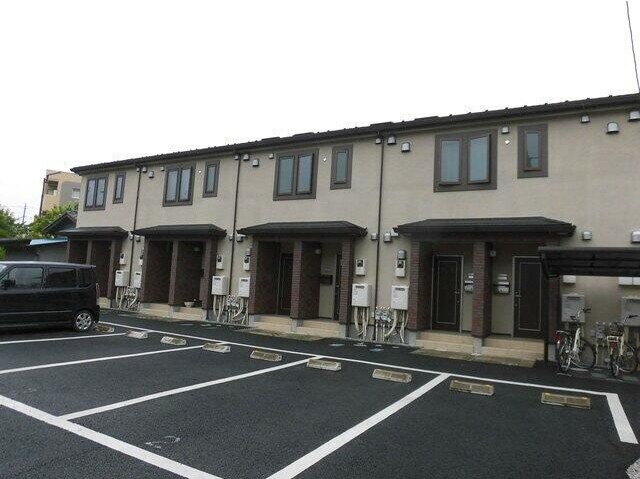 ��ʌ��������܎s���撆���P���ڂ̃A�p�[�g�̒��ԏ�