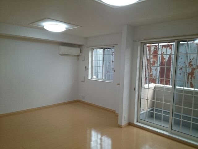 ��ʌ�����s�厚���s�k�J�̃A�p�[�g�̋��ԁE���r���O