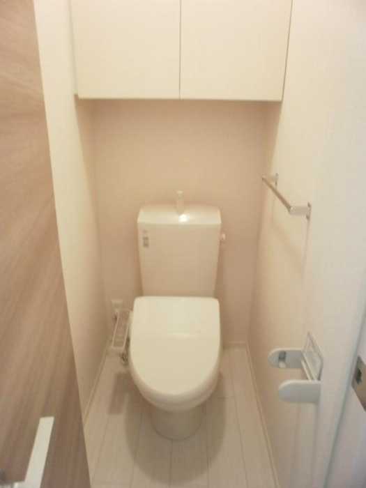 ��ʌ������s���v��̃A�p�[�g�̃g�C��