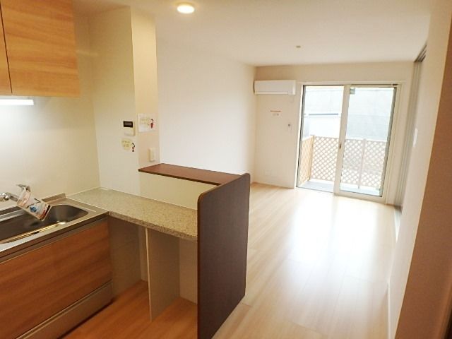 ��ʌ��������܎s���搼��{�S���ڂ̃A�p�[�g�̋��ԁE���r���O