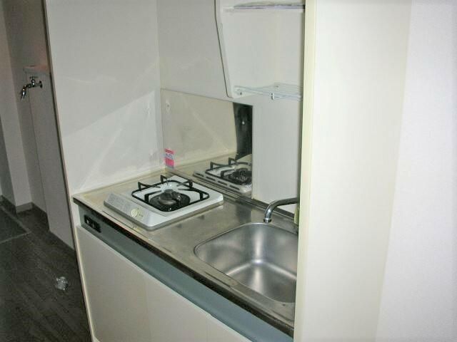 ��ʌ��������܎s�Y�a��k�Y�a�T���ڂ̃}���V�����̃L�b�`��