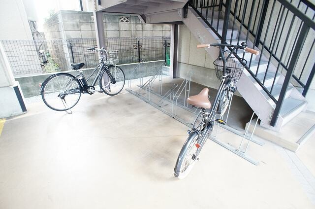 ��ʌ�����s�؂S���ڂ̃}���V�����̂��̑�