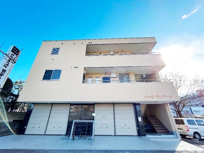 ��ʌ��������܎s��{����ؒ��S����537-1�̃}���V�����̌����O��