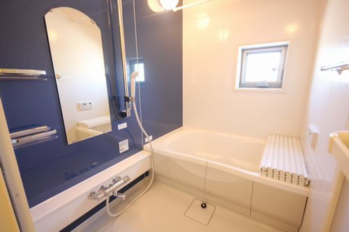 ��ʌ��������܎s������厚�쒆��̃A�p�[�g�̃o�X