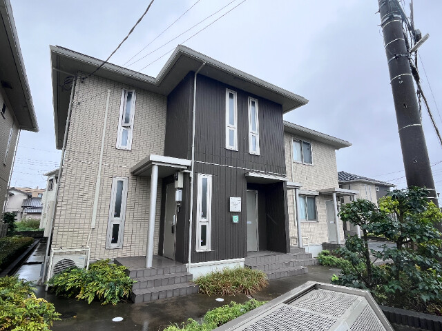 ��ʌ�����s�厚�����̃A�p�[�g�̌����O��