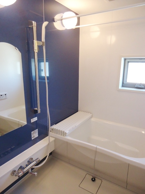 ��ʌ��������܎s������厚�쒆��̃A�p�[�g�̃o�X