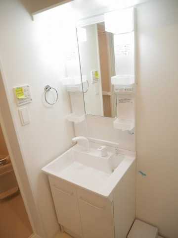 ��ʌ�����s���ԂP���ڂ̃A�p�[�g�̐��ʏ�