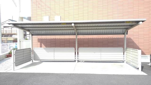 ��ʌ������s���v��̃A�p�[�g�̂��̑�