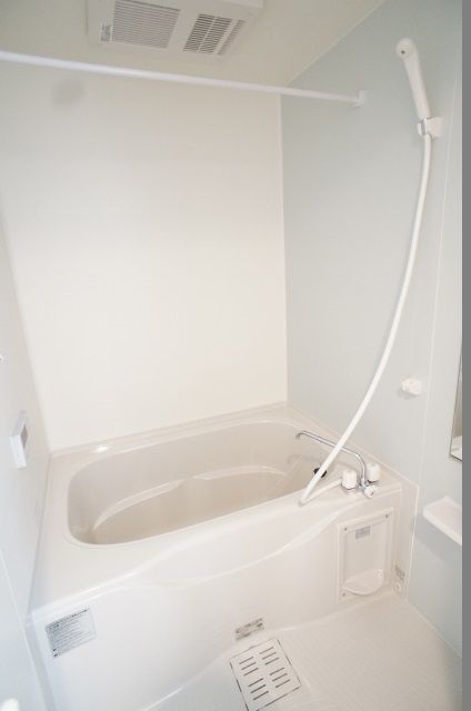 ��ʌ��������܎s���撆���P���ڂ̃A�p�[�g�̃o�X