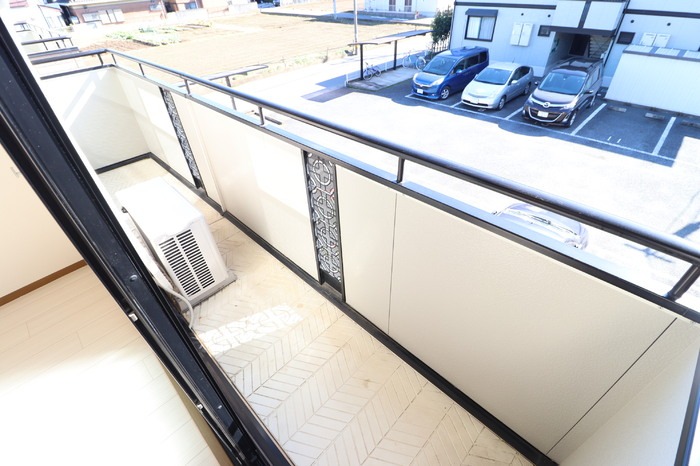 ��ʌ��������܎s��{��O���S���ڂ̃A�p�[�g�̃o���R�j�[