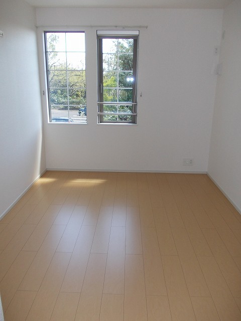 ��ʌ��������܎s������厚�쒆��̃A�p�[�g�̂��̑������E�X�y�[�X