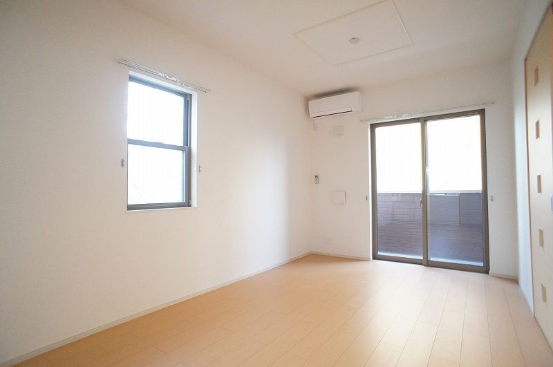 ��ʌ��������܎s�΋�厚���̃A�p�[�g�̂��̑������E�X�y�[�X