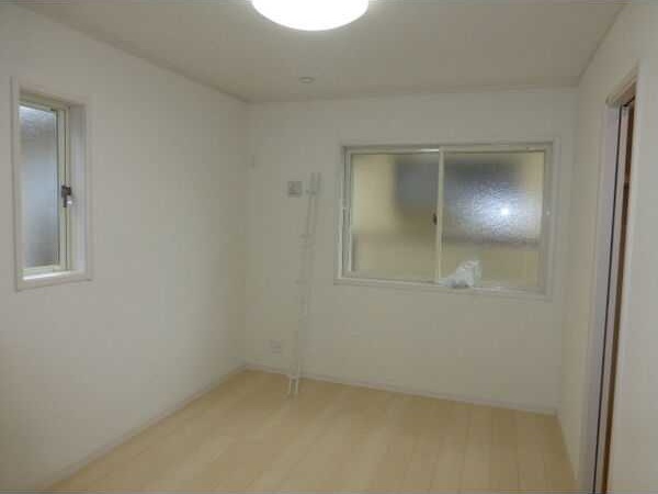 ��ʌ��������܎s�΋�厚���̃A�p�[�g�̂��̑������E�X�y�[�X