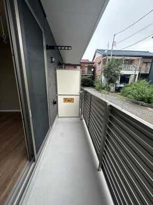 ��ʌ��������܎s��{����ؒ��S���ڂ̃A�p�[�g�̃o���R�j�[