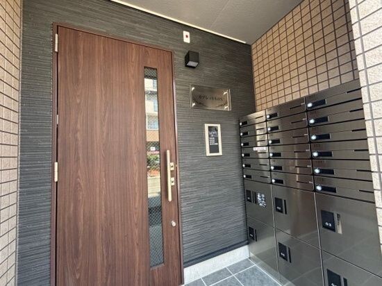 ��ʌ��������܎s��{����ؒ��S���ڂ̃A�p�[�g�̂��̑�