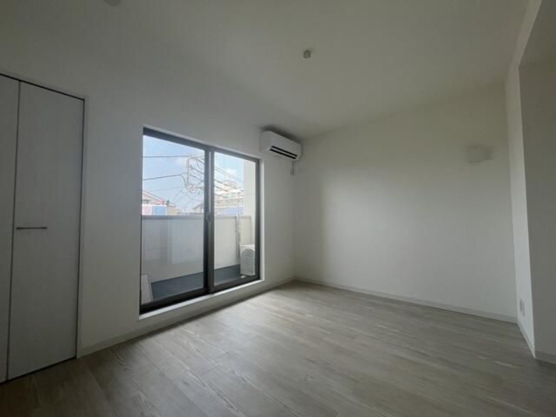 ��ʌ��������܎s�k����i���Q���ڂ̃A�p�[�g�̋��ԁE���r���O