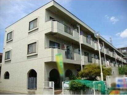 ��ʌ��z�J�s�ԎR���Q���ڂ̃}���V�����̌����O��