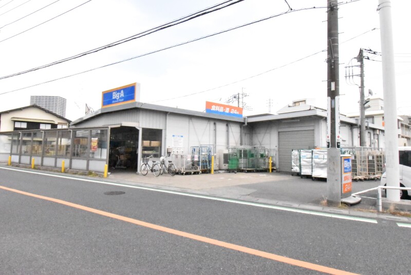 ��ʌ��z�J�s�ԎR���Q���ڂ̃}���V�����̎���