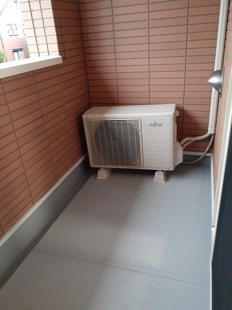 ��ʌ��������܎s����厚�w��̃A�p�[�g�̃o���R�j�[