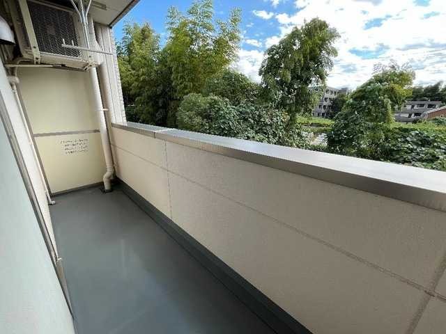 ��ʌ�����s�厚���s������̃}���V�����̃o���R�j�[