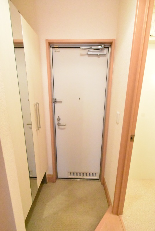 ��ʌ������s�������̃A�p�[�g�̌���