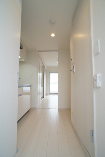 ��ʌ�����s�����R���ڂ̃}���V�����̌���