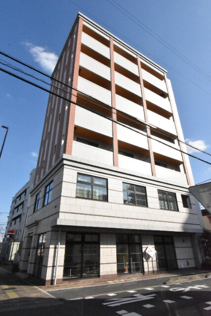 ��ʌ��z�J�s���������̃}���V�����̌����O��