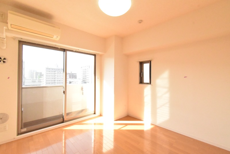 ��ʌ��z�J�s���������̃}���V�����̋��ԁE���r���O