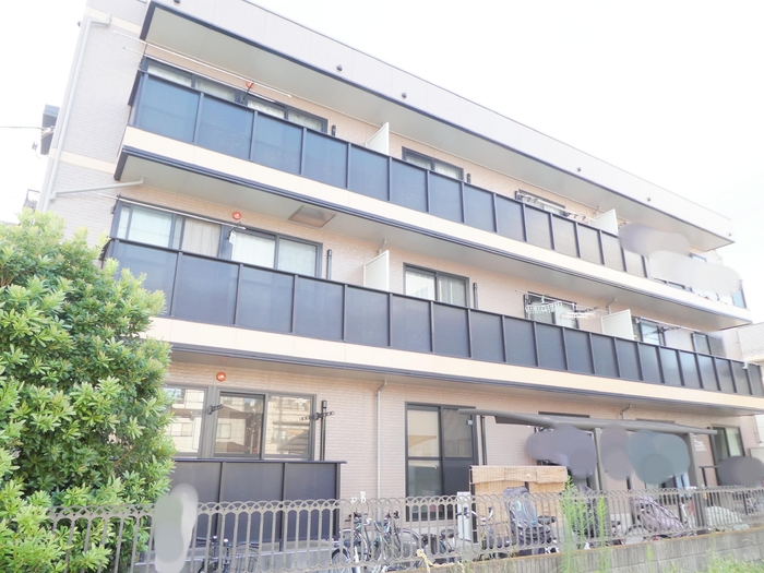 ��ʌ�����s��ؐ��T����1-30�̃A�p�[�g�̌����O��