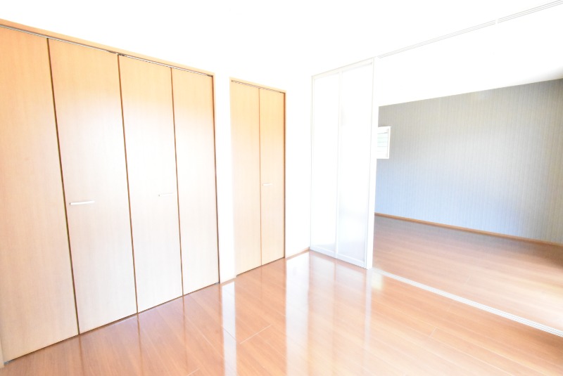 ��ʌ������s���U���ڂ̃A�p�[�g�̂��̑������E�X�y�[�X