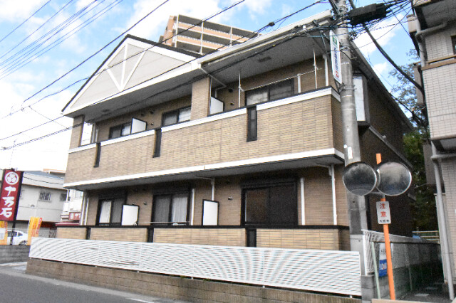 ��ʌ��������܎s������厚����O�̃A�p�[�g�̌����O��